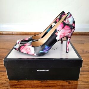 Nine West Black Multi-color Pink Floral Heels Pumps size 8